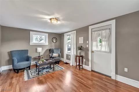 6030 Dunham Rd, Maple Heights, OH 44137 photo 9