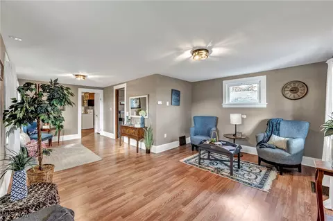 6030 Dunham Rd, Maple Heights, OH 44137 photo 10