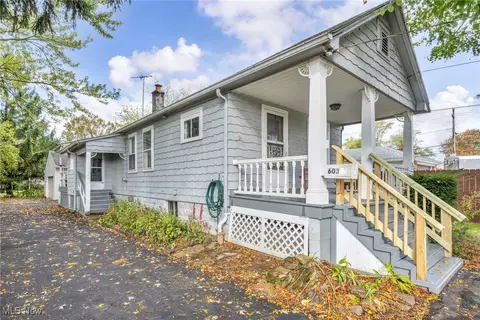 6030 Dunham Rd, Maple Heights, OH 44137 photo 6