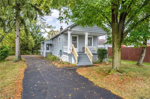 6030 Dunham Rd, Maple Heights, OH 44137
