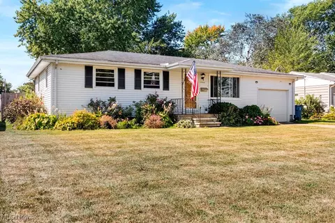 1933 W 29th St, Lorain, OH 44052