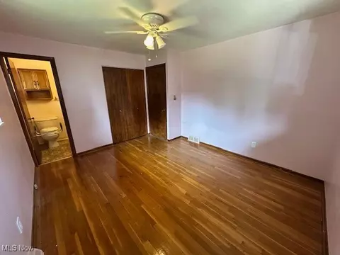 15012 Corridon Ave, Maple Heights, OH 44137 photo 7