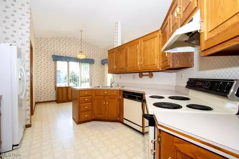 Kitchen - 577 Memory Ln, Wooster, OH 44691 photo 2 of 3