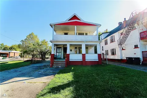 12406 Kinsman Rd, Cleveland, OH 44120