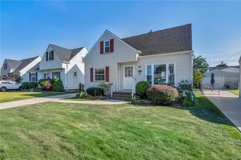 4607 Redfern Rd, Parma, OH 44134 photo 3