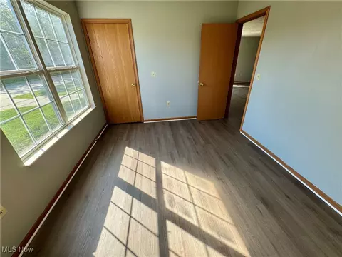 Bedroom - 2301 Norman Ave, Ashtabula, OH 44004 photo 6 of 9