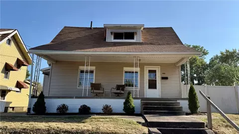 2526 17th St NE, Canton, OH 44705