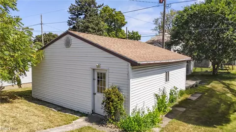 515 Clark St, Willard, OH 44890 photo 31