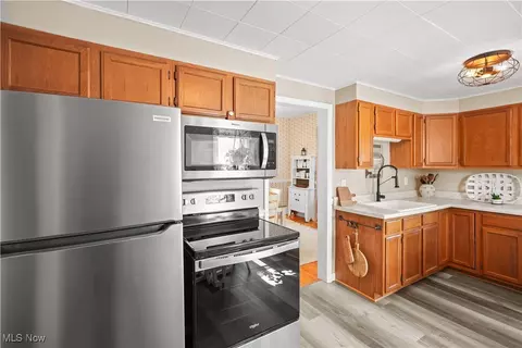 515 Clark St, Willard, OH 44890 photo 10