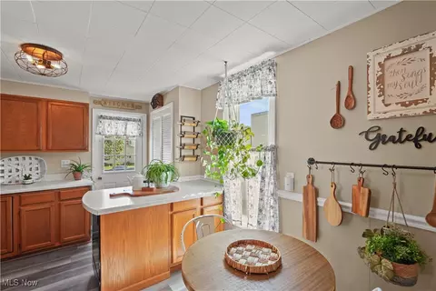515 Clark St, Willard, OH 44890 photo 9