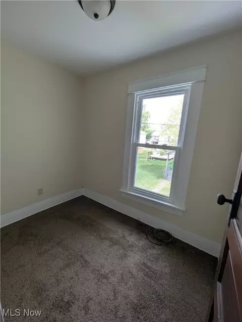 Bedroom - 810 Pine St, Coshocton, OH 43812 photo 5 of 5