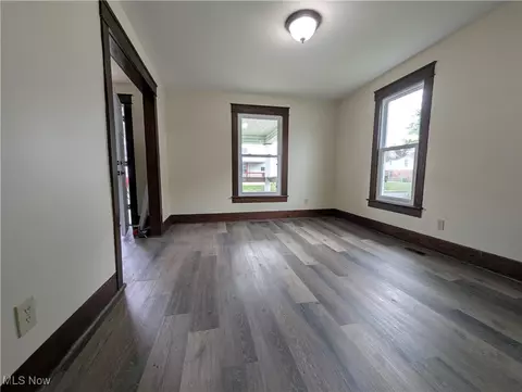 Living - 810 Pine St, Coshocton, OH 43812 photo 3 of 3