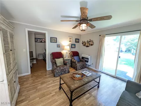 Living - 2917 Linna Dr, Saybrook, OH 44004 photo 1 of 4