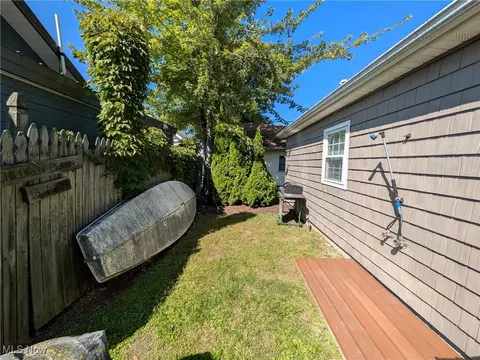Exterior - 2917 Linna Dr, Saybrook, OH 44004 photo 11 of 14