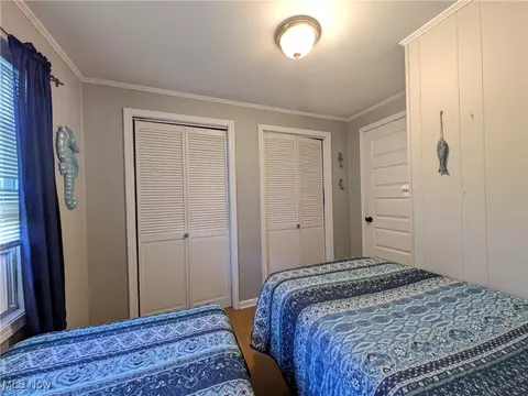 Bedroom - 2917 Linna Dr, Saybrook, OH 44004 photo 2 of 4