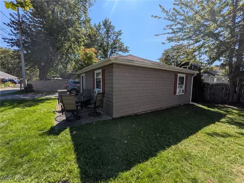 Exterior - 2917 Linna Dr, Saybrook, OH 44004 photo 14 of 14