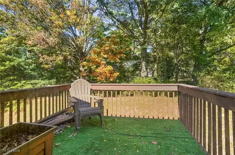 75 River Ridge Ln, Munroe Falls, OH 44262 photo 10