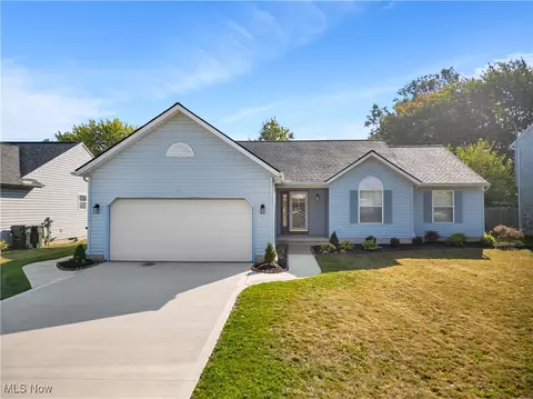 344 Kansas Ave, Elyria, OH 44035