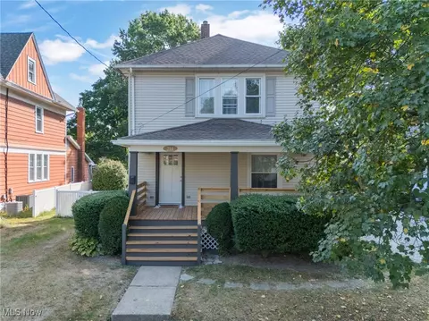 214 Westwood Ave, Orrville, OH 44667