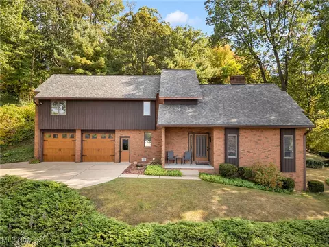 817 Hillview Ave, Minerva, OH 44657