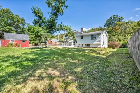 Exterior - 501 Button Rd, Bedford, OH 44146 photo 7 of 11