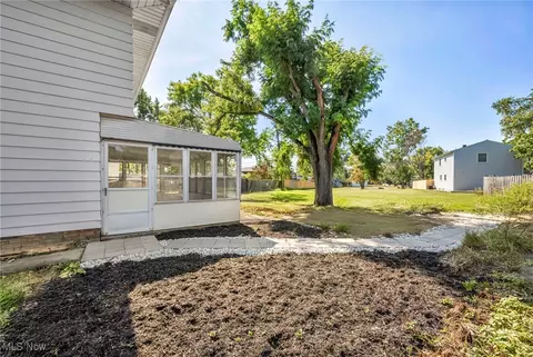 Exterior - 501 Button Rd, Bedford, OH 44146 photo 5 of 11