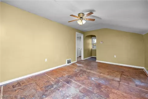42567 Adelbert St, Elyria, OH 44035 photo 18
