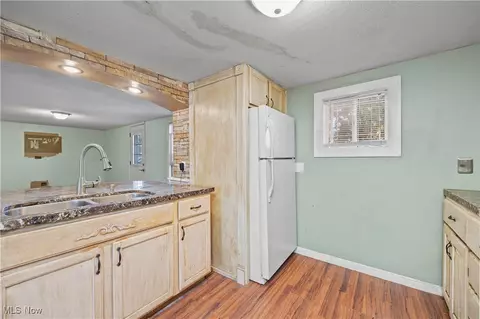 42567 Adelbert St, Elyria, OH 44035 photo 14
