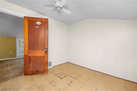42567 Adelbert St, Elyria, OH 44035 photo 22