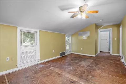 42567 Adelbert St, Elyria, OH 44035 photo 20