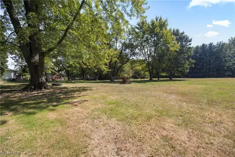 42567 Adelbert St, Elyria, OH 44035 photo 32