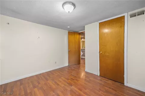 42567 Adelbert St, Elyria, OH 44035 photo 10