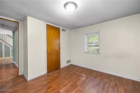 42567 Adelbert St, Elyria, OH 44035 photo 9
