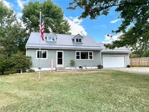 13689 Old State Rd, Middlefield, OH 44062