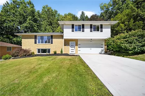12095 Havana Rd, Garfield Heights, OH 44125