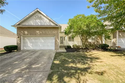 823 Gardenstone Cir, Tallmadge, OH 44278
