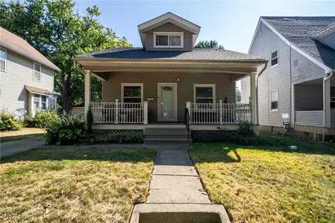 1349 Grant St, Akron, OH 44301