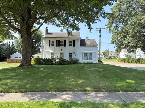 6301 Hiram Ave, Ashtabula, OH 44004