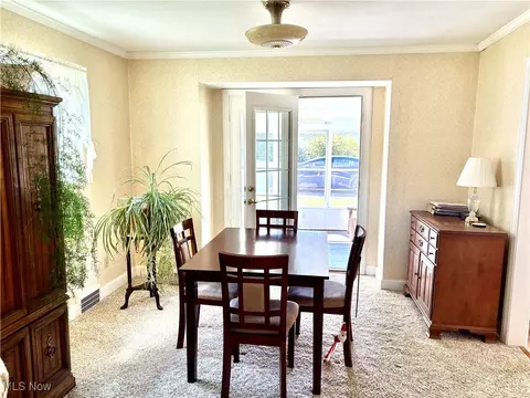 Dining - 6301 Hiram Ave, Ashtabula, OH 44004 photo 1 of 2