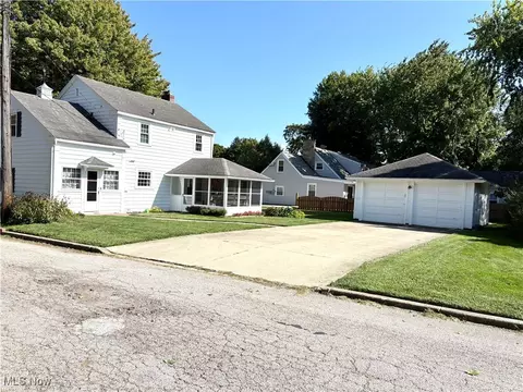 Exterior - 6301 Hiram Ave, Ashtabula, OH 44004 photo 6 of 9