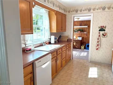 Kitchen - 6301 Hiram Ave, Ashtabula, OH 44004 photo 1 of 3