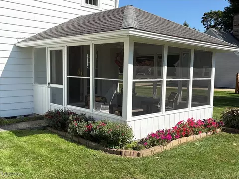 Exterior - 6301 Hiram Ave, Ashtabula, OH 44004 photo 5 of 9
