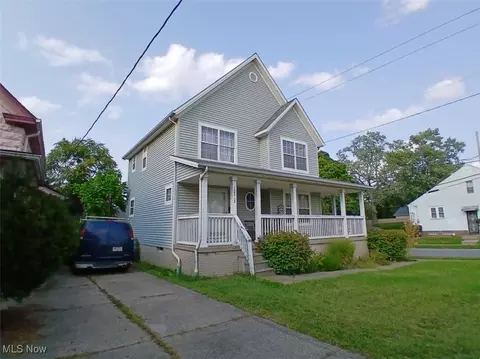 12313 Holborn Ave, Cleveland, OH 44105