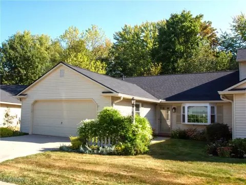 637 Bent Creek Dr, Wadsworth, OH 44281