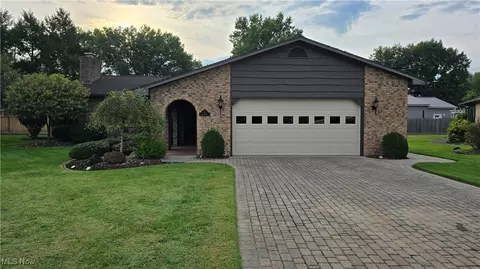 4 Rivercrest, Vienna, WV 26105 photo 2