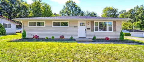 2003 James St, Niles, OH 44446