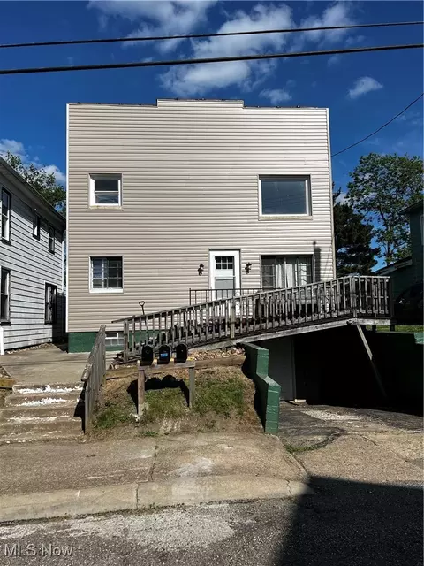 128-130 Grandview Ave, Mingo Junction, OH 43938