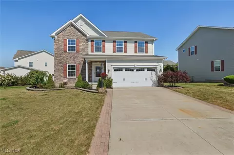 818 Hilliary Ln, Aurora, OH 44202