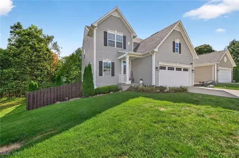 5231 Marrus Ln, Richmond Heights, OH 44143