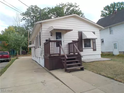 408 Kenilworth Ave NE, Warren, OH 44483